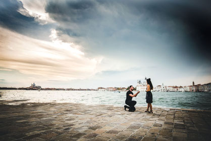 Comment planifier la parfaite demande en mariage surprise : le point de vue d'un photographe